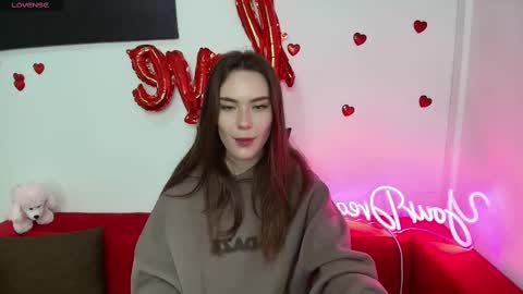 Snapshot of elenaoconar chatting on March 11, 2025, 9:45 am elenaoconar online show from March 11, 2025, 9:45 am