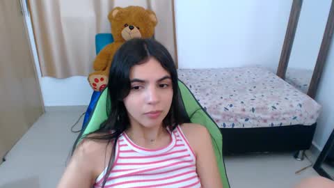agnes online show from March 3, 2025, 8:43 pm