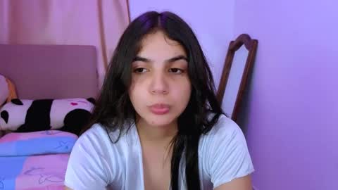 agnes online show from October 21, 2025, 9:15 pm