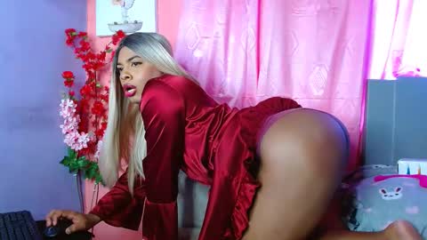 eletrabrowns online show from February 28, 2025, 7:56 pm