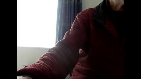 elfyonee online show from February 1, 2025, 10:26 am