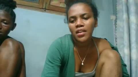 elia011 online show from November 20, 2025, 8:30 pm