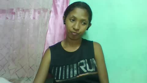 eliah193653 online show from April 13, 2026, 7:25 am