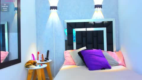  Elian  online show from March 24, 2026, 12:32 pm