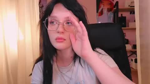 Ellie online show from October 2, 2025, 5:14 am