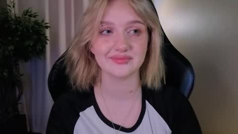 Ellie online show from March 12, 2026, 5:46 am