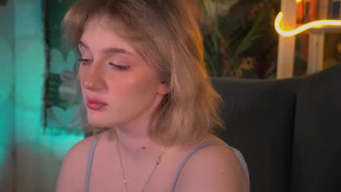 Ellie online show from April 3, 2026, 5:38 am