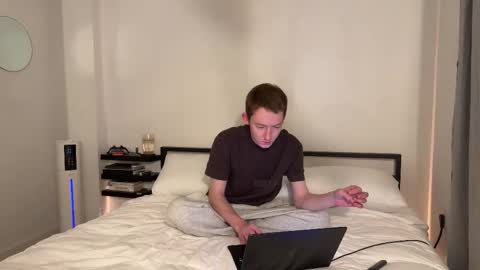 Eli Grayson online show from December 23, 2025, 1:47 am