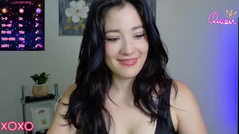 eliiih_ online show from February 25, 2026, 3:43 pm