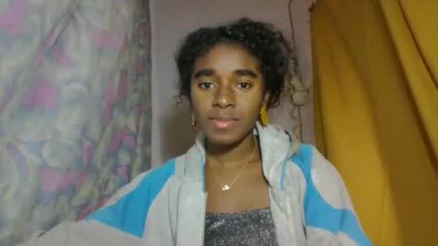 elina981 online show from April 9, 2026, 8:53 am