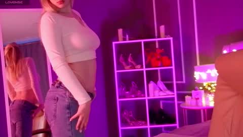 Elina online show from March 12, 2025, 1:14 am