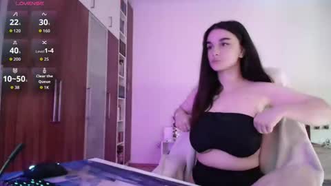 Elina Rossi online show from April 26, 2026, 9:18 am