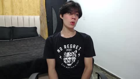 Snapshot of elio_collem chatting on January 22, 2025, 5:16 am ELIO online show from January 22, 2025, 5:16 am