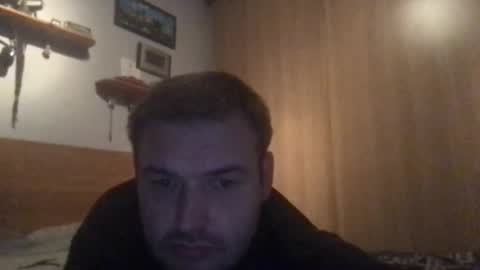 Snapshot of eliot26 chatting on December 3, 2024, 6:38 pm e26 online show from December 3, 2024, 6:38 pm