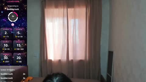 Snapshot of elis_gabbi chatting on February 22, 2025, 1:33 am Elis online show from February 22, 2025, 1:33 am