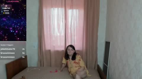 Snapshot of elis_gabbi chatting on February 26, 2025, 8:59 am Elis online show from February 26, 2025, 8:59 am