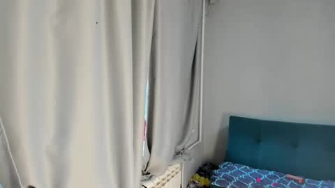 Snapshot of elis_gabbi chatting on September 12, 2025, 1:06 am Elis online show from September 12, 2025, 1:06 am