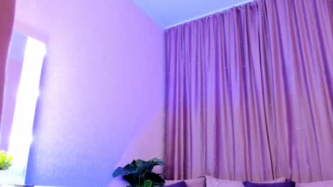 Snapshot of elis_miracle chatting on January 30, 2025, 6:03 am Elizabeth online show from January 30, 2025, 6:03 am