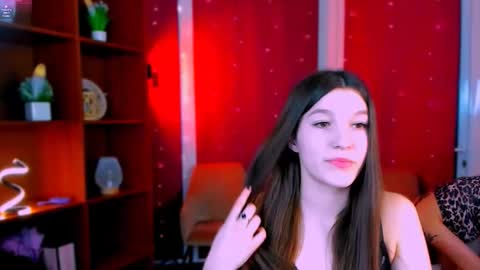 Snapshot of elis_sunny chatting on February 26, 2026, 7:18 am elis_sunny online show from February 26, 2026, 7:18 am