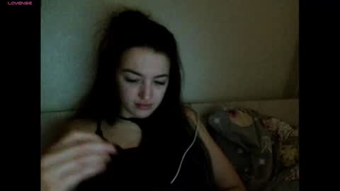 elisa_dove208 online show from January 11, 2026, 3:44 am