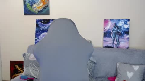 Aletta Oushen online show from January 24, 2025, 2:30 pm