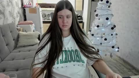 Aletta Oushen online show from January 5, 2026, 5:27 pm