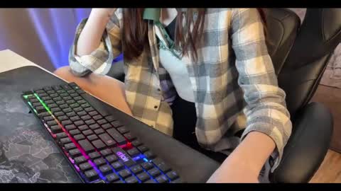 Snapshot of elisa_north chatting on January 28, 2025, 7:43 am Elisa North online show from January 28, 2025, 7:43 am