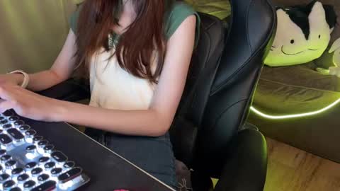 Snapshot of elisa_north chatting on March 12, 2025, 1:58 am Elisa North online show from March 12, 2025, 1:58 am