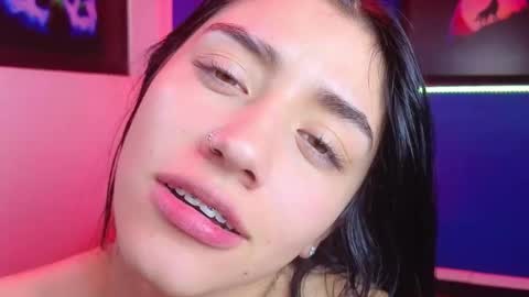 Snapshot of elisa_soul chatting on October 2, 2025, 1:07 pm Elisa Soul online show from October 2, 2025, 1:07 pm