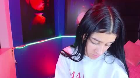 Snapshot of elisa_soul chatting on October 8, 2025, 12:47 pm Elisa Soul online show from October 8, 2025, 12:47 pm