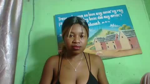 elisabeth2525 online show from January 26, 2025, 5:34 am