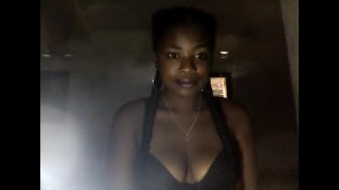 elisabeth2525 online show from February 10, 2026, 4:16 am