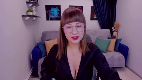 Snapshot of elisabethmills chatting on December 9, 2024, 4:58 pm Elisabeth online show from December 9, 2024, 4:58 pm