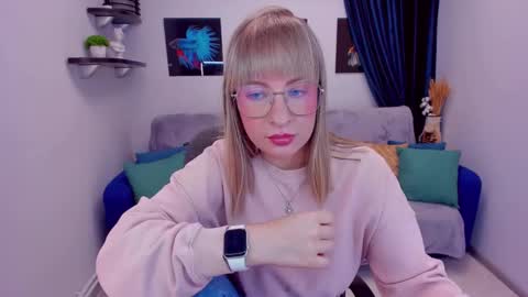 Snapshot of elisabethmills chatting on January 7, 2025, 12:20 pm Elisabeth online show from January 7, 2025, 12:20 pm