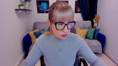 Snapshot of elisabethmills chatting on January 12, 2025, 11:28 am Elisabeth online show from January 12, 2025, 11:28 am