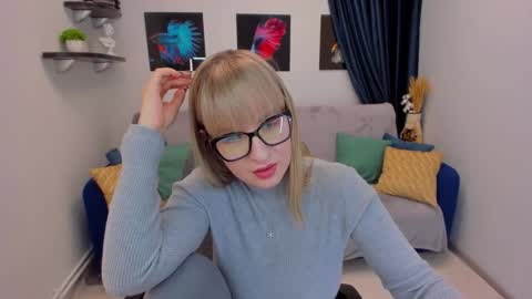 Snapshot of elisabethmills chatting on January 26, 2025, 1:47 pm Elisabeth online show from January 26, 2025, 1:47 pm