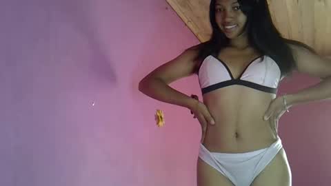 elisah01 online show from March 4, 2026, 3:34 am