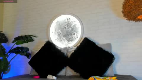 Elise diamond online show from March 9, 2025, 10:41 pm