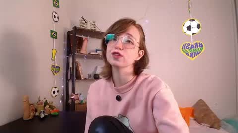 elise_nyx online show from June 11, 2026, 12:14 pm