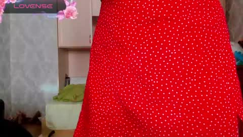 Elise online show from March 20, 2026, 1:49 pm