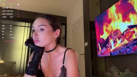 Snapshot of elisonnina chatting on October 18, 2025, 5:14 pm Nina online show from October 18, 2025, 5:14 pm