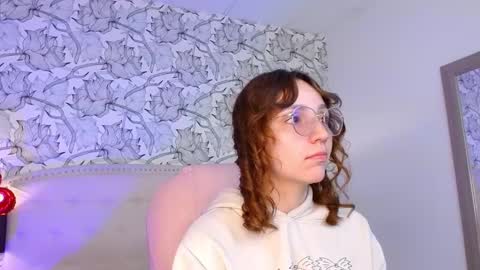 Eliza online show from March 12, 2025, 7:38 pm