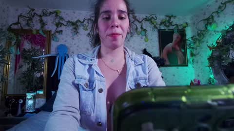 Snapshot of elizabeth77_ chatting on January 14, 2025, 7:11 pm Elizabeth online show from January 14, 2025, 7:11 pm