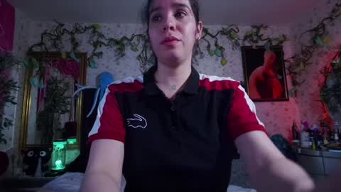 Snapshot of elizabeth77_ chatting on February 4, 2025, 10:10 am Elizabeth online show from February 4, 2025, 10:10 am