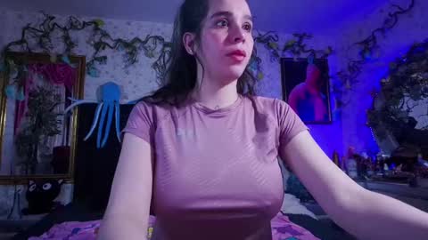 Snapshot of elizabeth77_ chatting on February 25, 2025, 10:04 am Elizabeth online show from February 25, 2025, 10:04 am