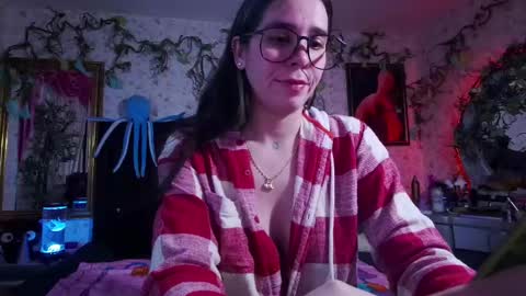 Snapshot of elizabeth77_ chatting on March 10, 2025, 10:15 am Elizabeth online show from March 10, 2025, 10:15 am