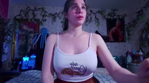Snapshot of elizabeth77_ chatting on September 16, 2025, 10:33 pm Elizabeth online show from September 16, 2025, 10:33 pm