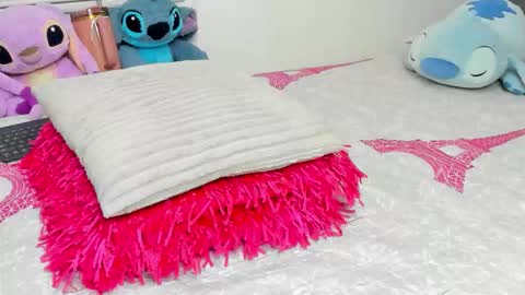 ELIZA online show from November 25, 2025, 3:17 am