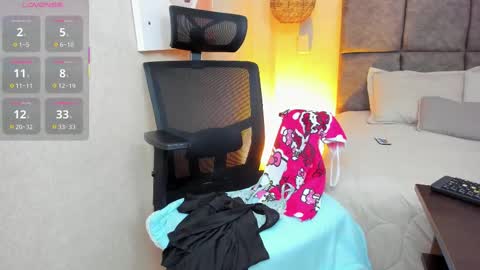 elizabeth online show from October 2, 2025, 7:10 pm