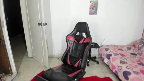 elizabeth_777 online show from February 9, 2025, 8:33 am